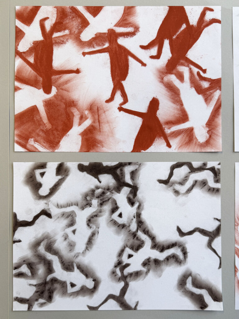 Zwischenergebnisse der Schablonen im Kunstunterricht - Höhlenmalerei