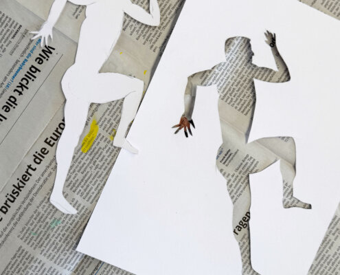 Schablonen ausschneiden im Kunstunterricht